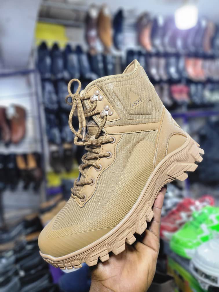 Titan Grip Boots