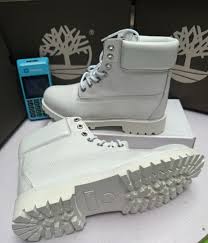 White Timberland premium ankle boots are designed with waterproof pure leather